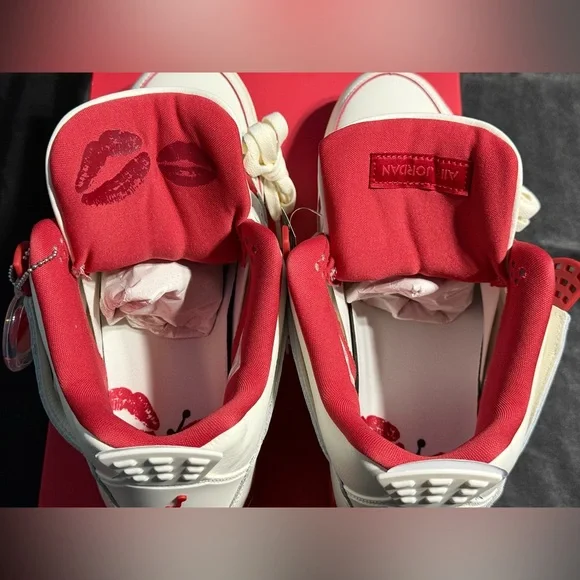 Women's Size 14/Men's Size 12.5 - Air Jordan 4 Retro "Pale Ivory and Tough Red" - Picture 11 of 16